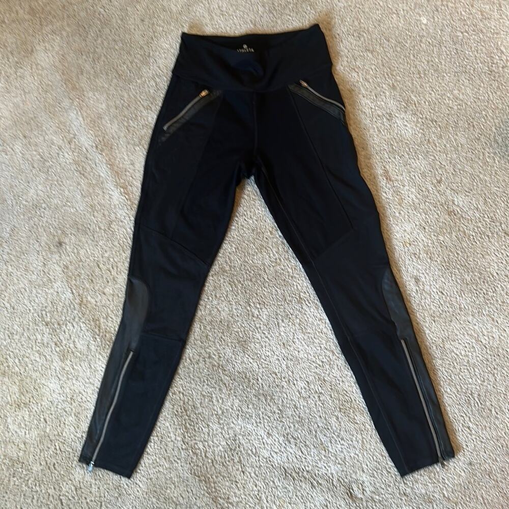 🔥Athleta leggings with zippers and faux leather accents